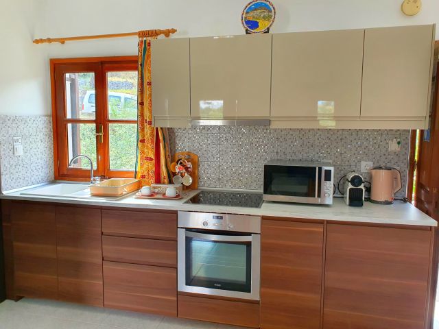 Villa Lindos - kitchen